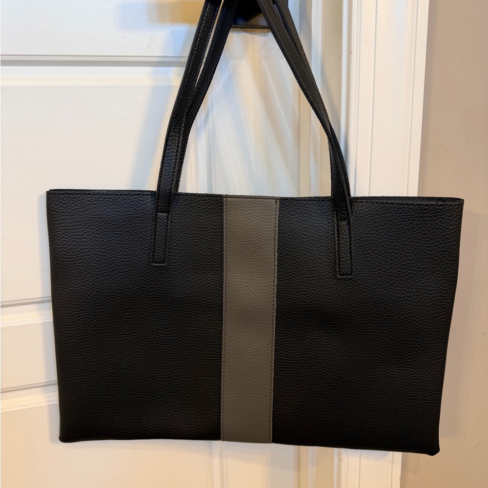 Vince Camuto Black Textured Leather Bag